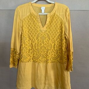 Chico's mustard Yellow Lace Detail Top. Size 0